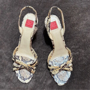 Oscar De La Renta Snake Skin Ankle Strap Pumps Heels​